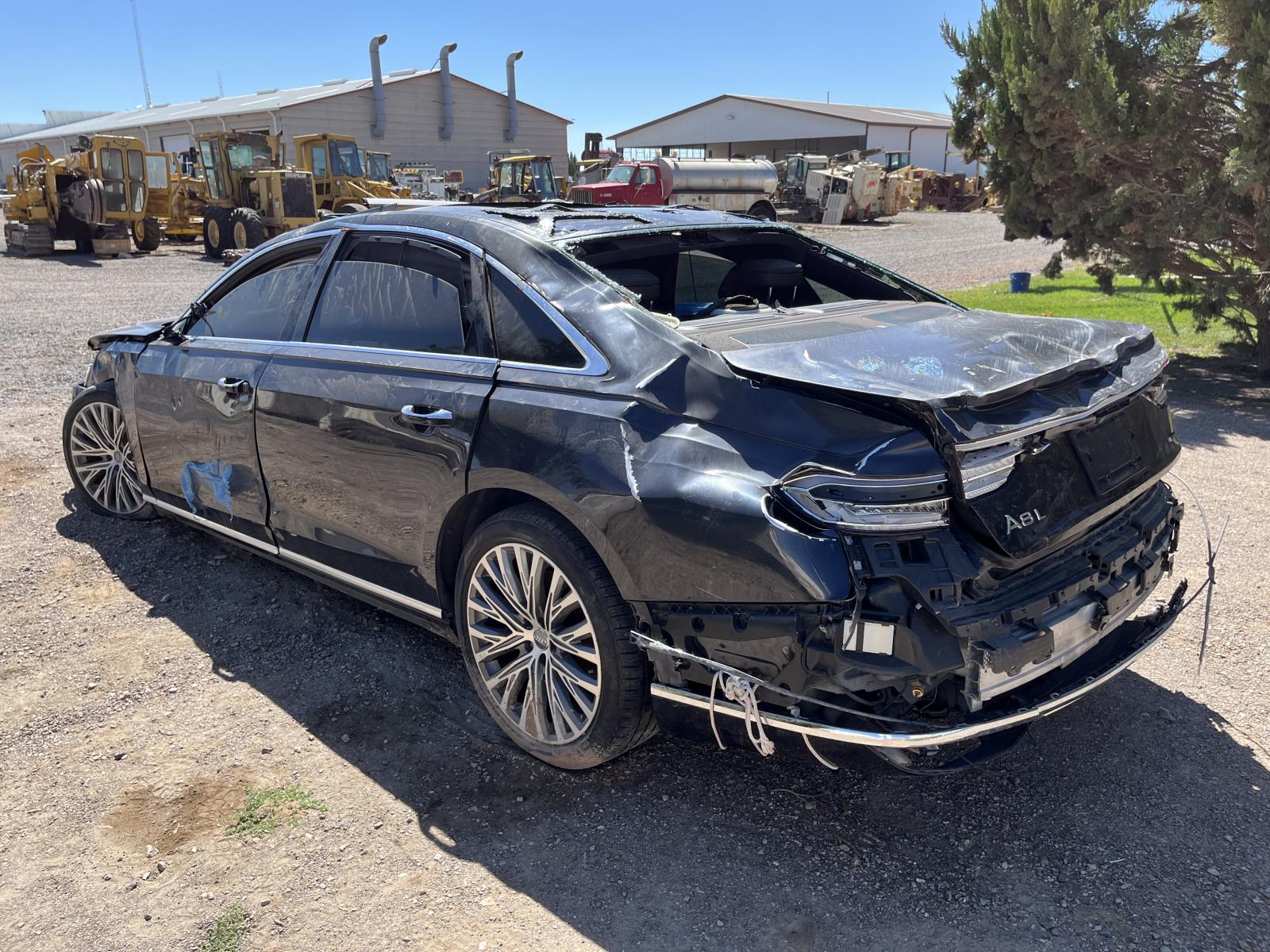 ./imagenes/INVOICE/2019/17860/AUDI A8 L (4).JPG